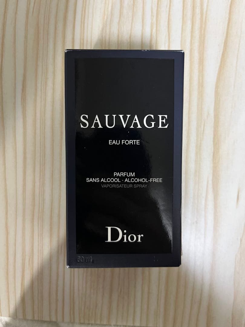 Dior ソヴァージュオーフォルト 60ml