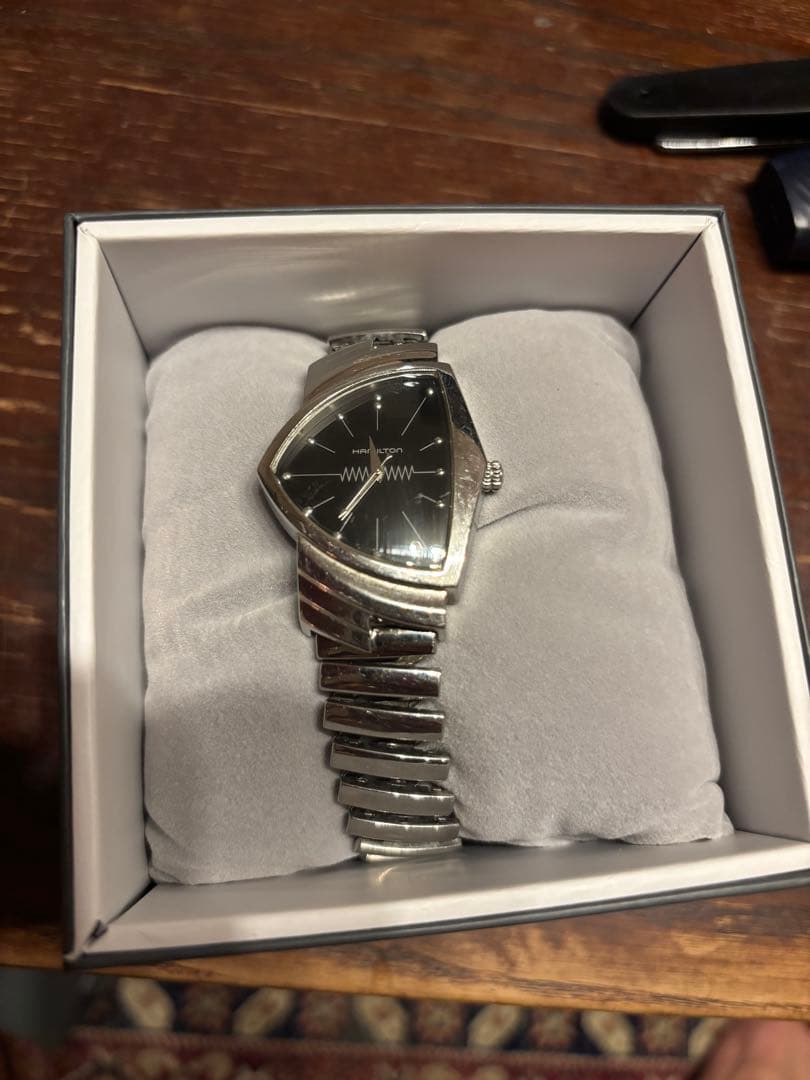 M*o様 ベンチュラ シルバー