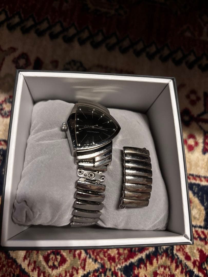 M*o様 ベンチュラ シルバー