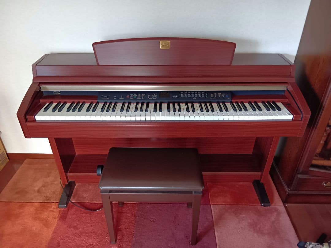 [送料込]　ヤマハグラビノーバ　電子ピアノCLP-240M【エリア限定】