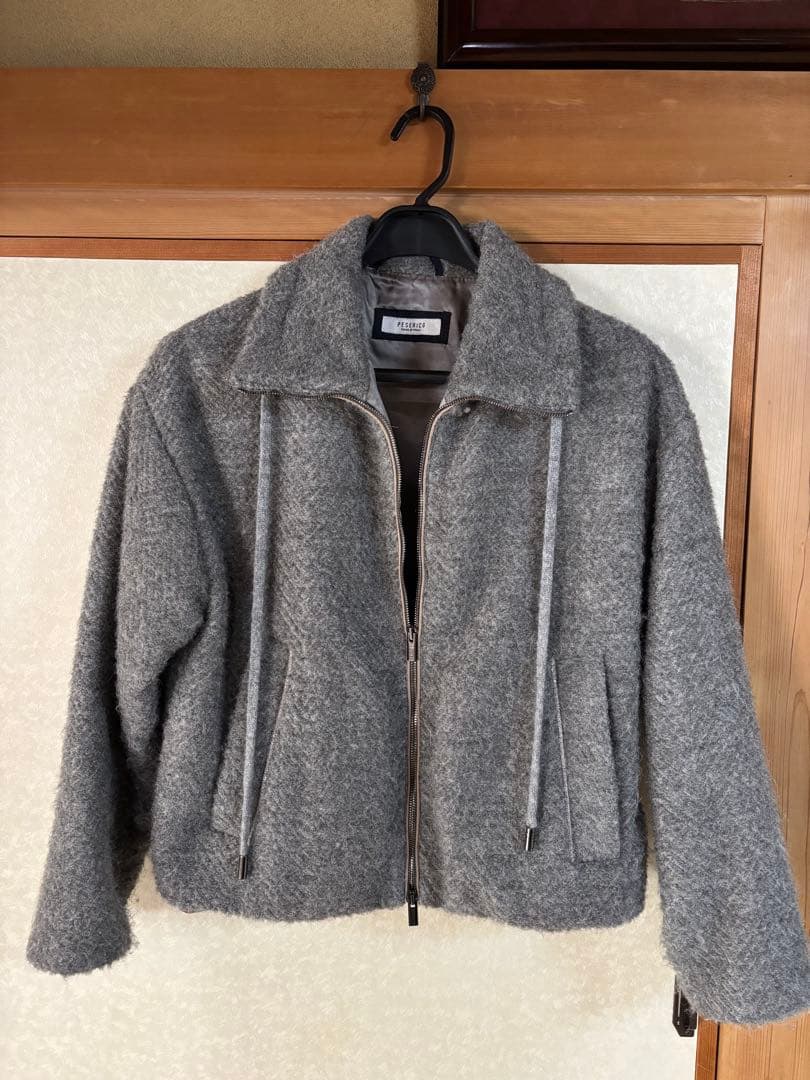 チャタ　値下げしました　ペセリコ　ジャケット ジップアップ