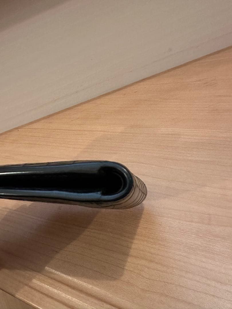 極美品✨サンローラン 二つ折り財布 クロコ型押し タイニーカサンドラ 黒YSL