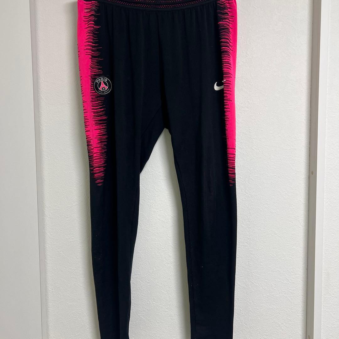 ま*ん様 nike PSG パリサンジェルマン　ヴェイパーニット セットアップ