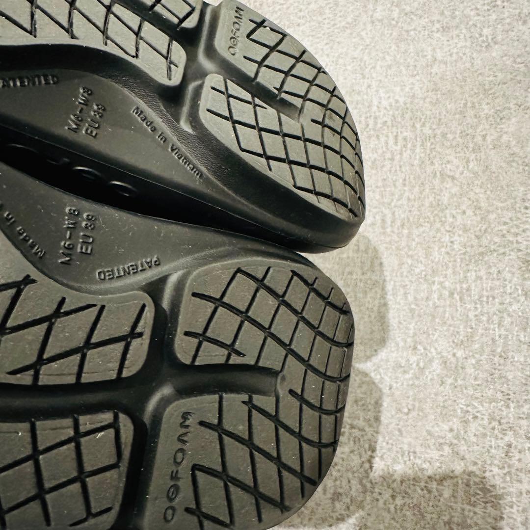 OOFOS OOyea ウーフォス ウーヤー サンダル 黒 25cm 39