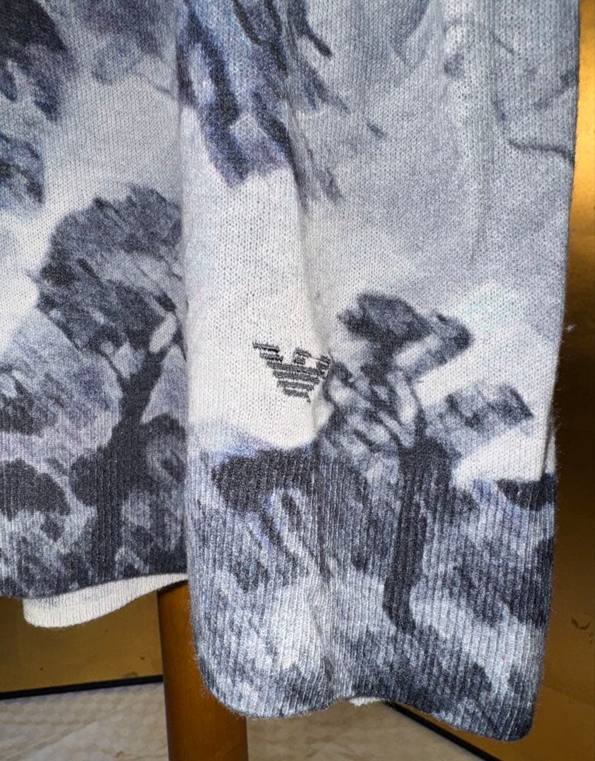 【エンポリオアルマーニ】極美品定価83,000円カシミヤ 100ニットセータ➖Ｌ