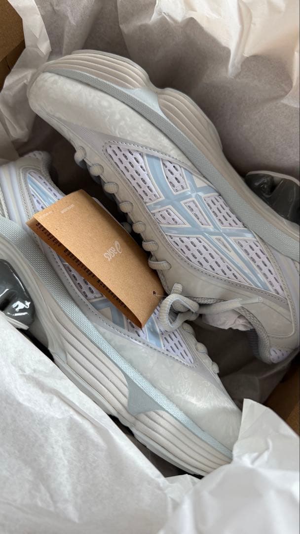 emmiコラボasics GEL-KI スニーカー ライトグレー