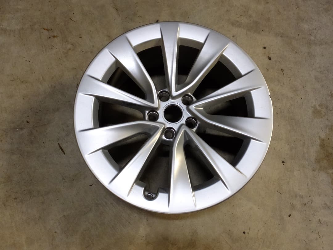 テスラ モデル3 純正 19インチ ホイール　1本