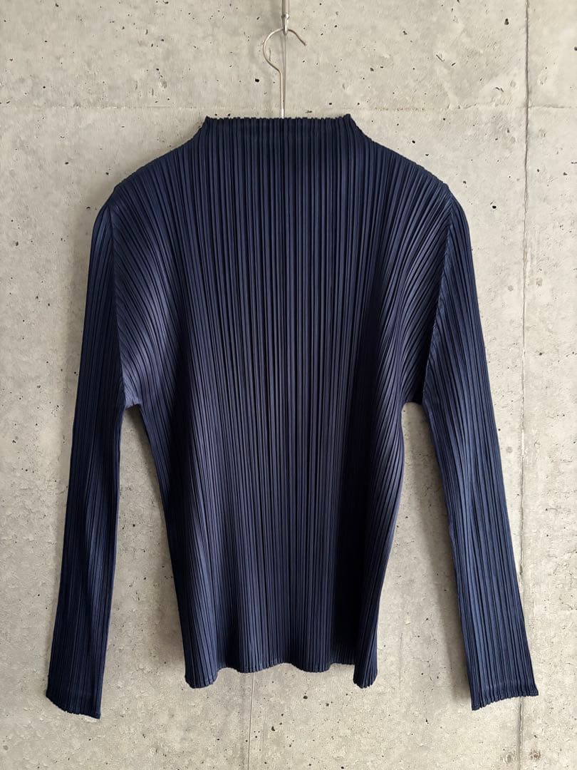 プリーツプリーズ ハイネック長袖シャツ ネイビー サイズ3