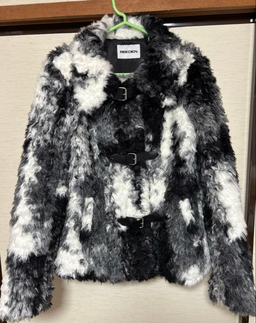 ジャケット・アウター beeden FAUX CURLY FUR JACKET