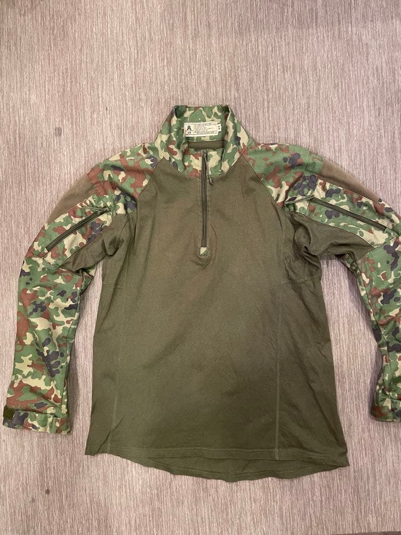 陸自迷彩コンバットシャツMサイズ