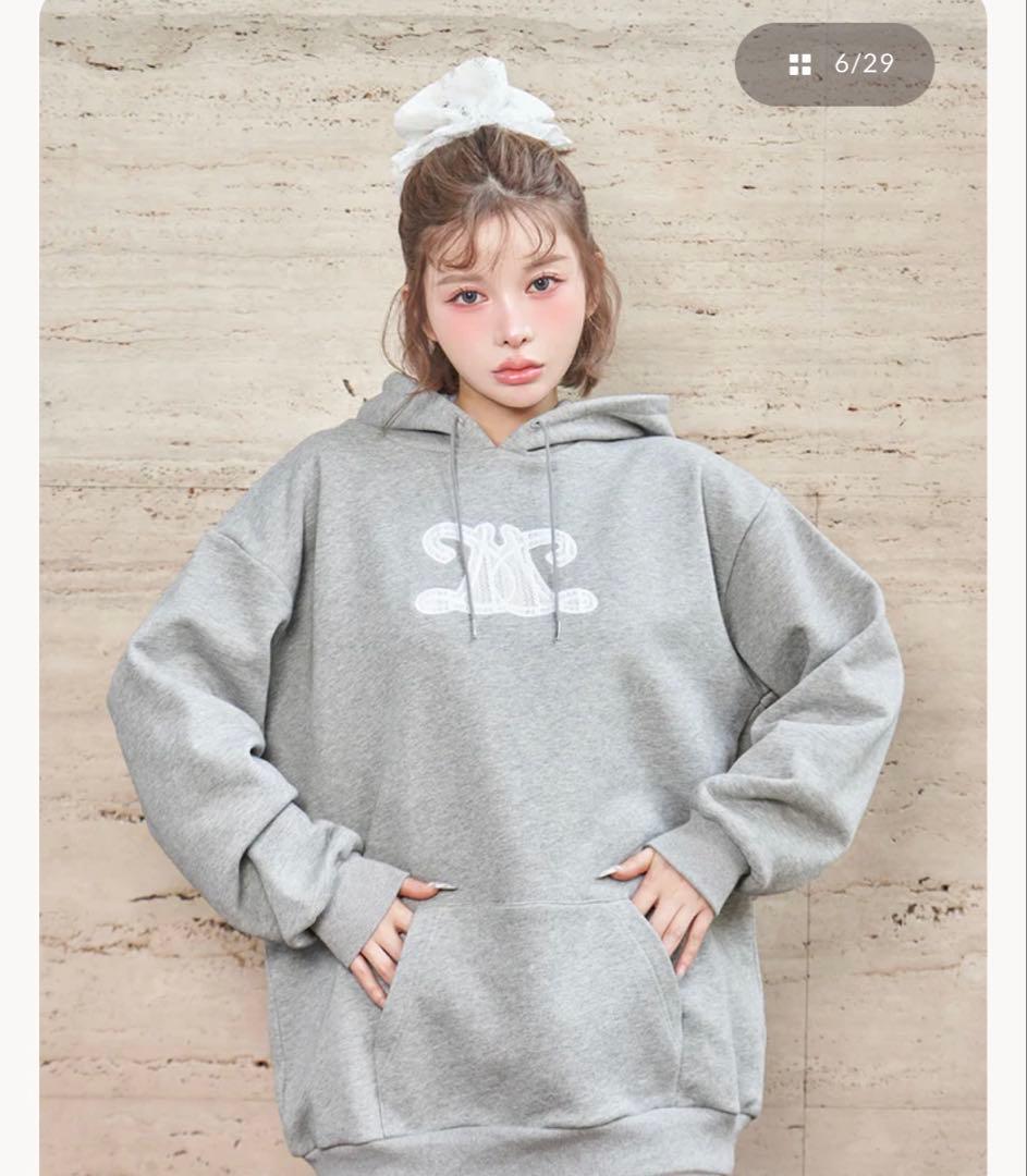 darich レースアップリケロゴフーディ