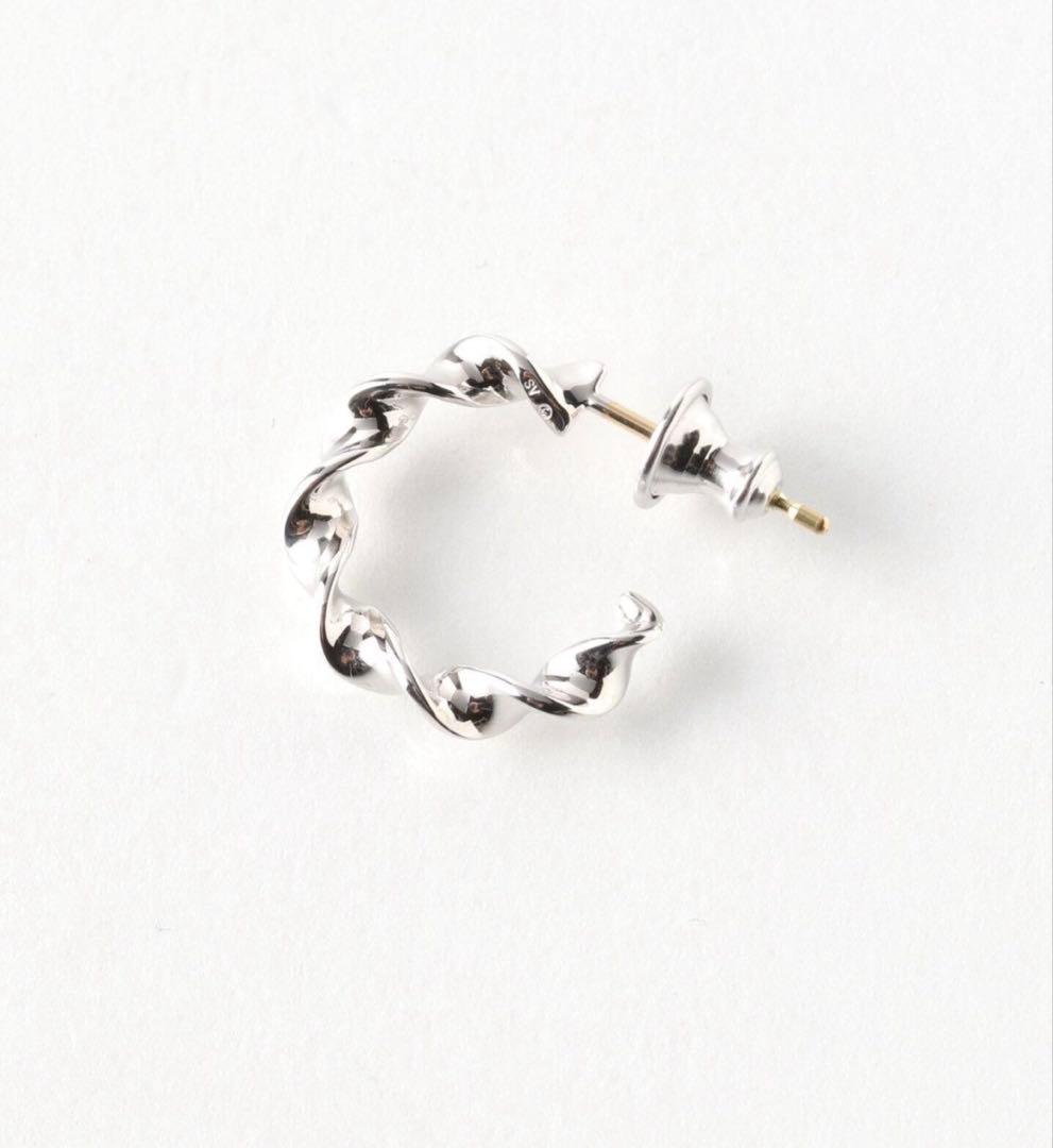 CAREERING × wacko maria コラボピアス　左耳