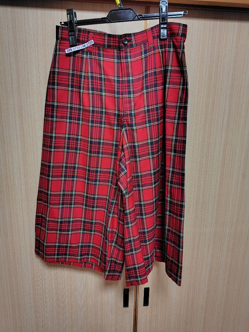 トリココムデギャルソンの 赤 チェック パンツです