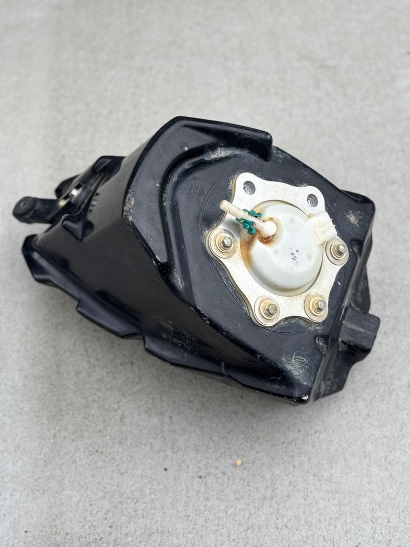 CRF250R 2010 タンク　燃料ポンプ