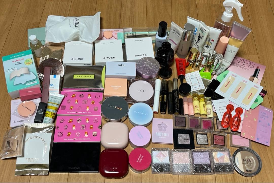 コスメまとめ売り　大量