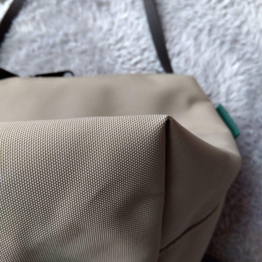エルベシャプリエ　 ベージュ　ショルダーバッグ　美品Sサイズ