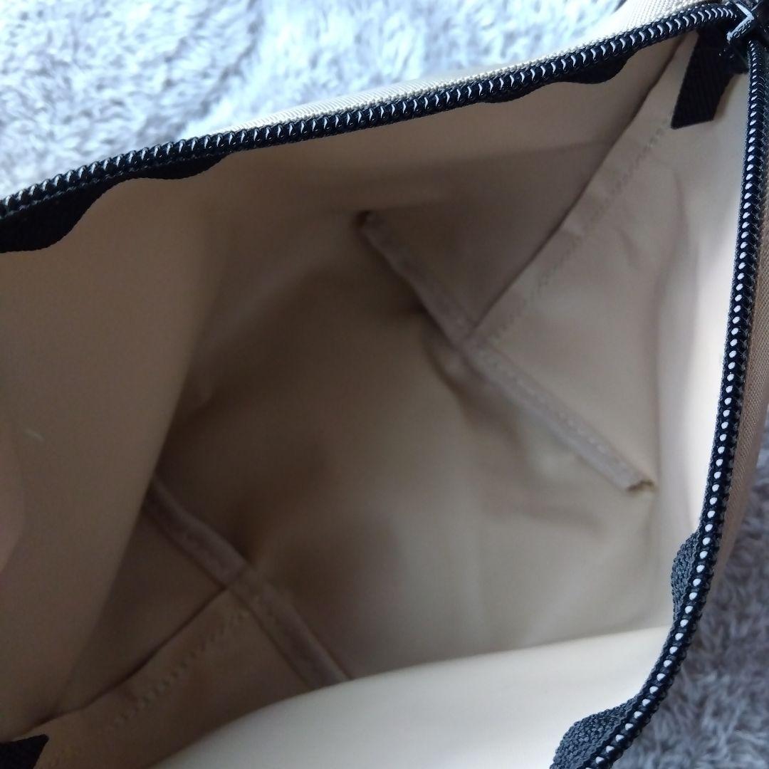 エルベシャプリエ　 ベージュ　ショルダーバッグ　美品Sサイズ