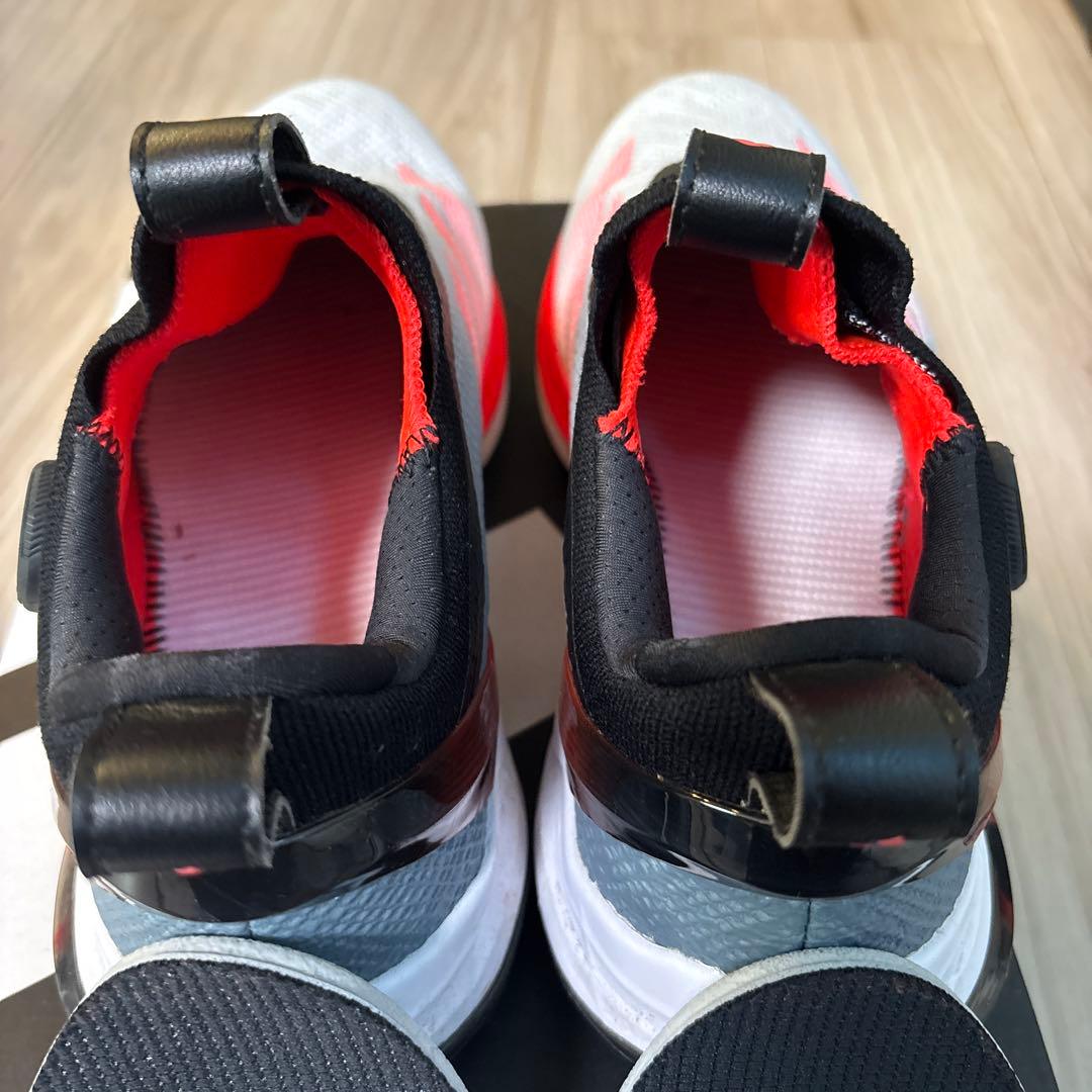 アディダス アディゼロ ゼッドジー25 ボア