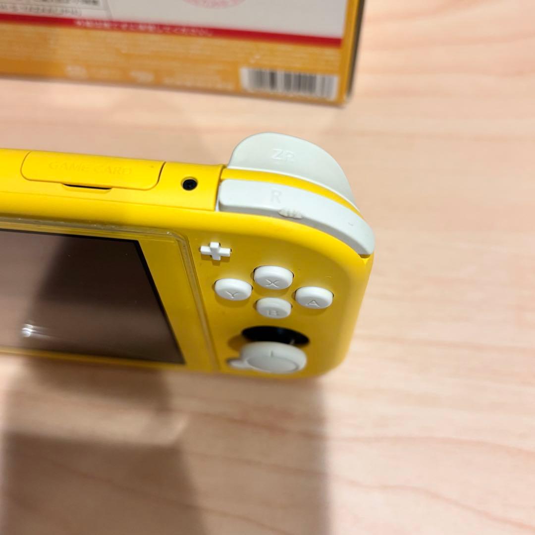 Switch light ヒビ割れあり