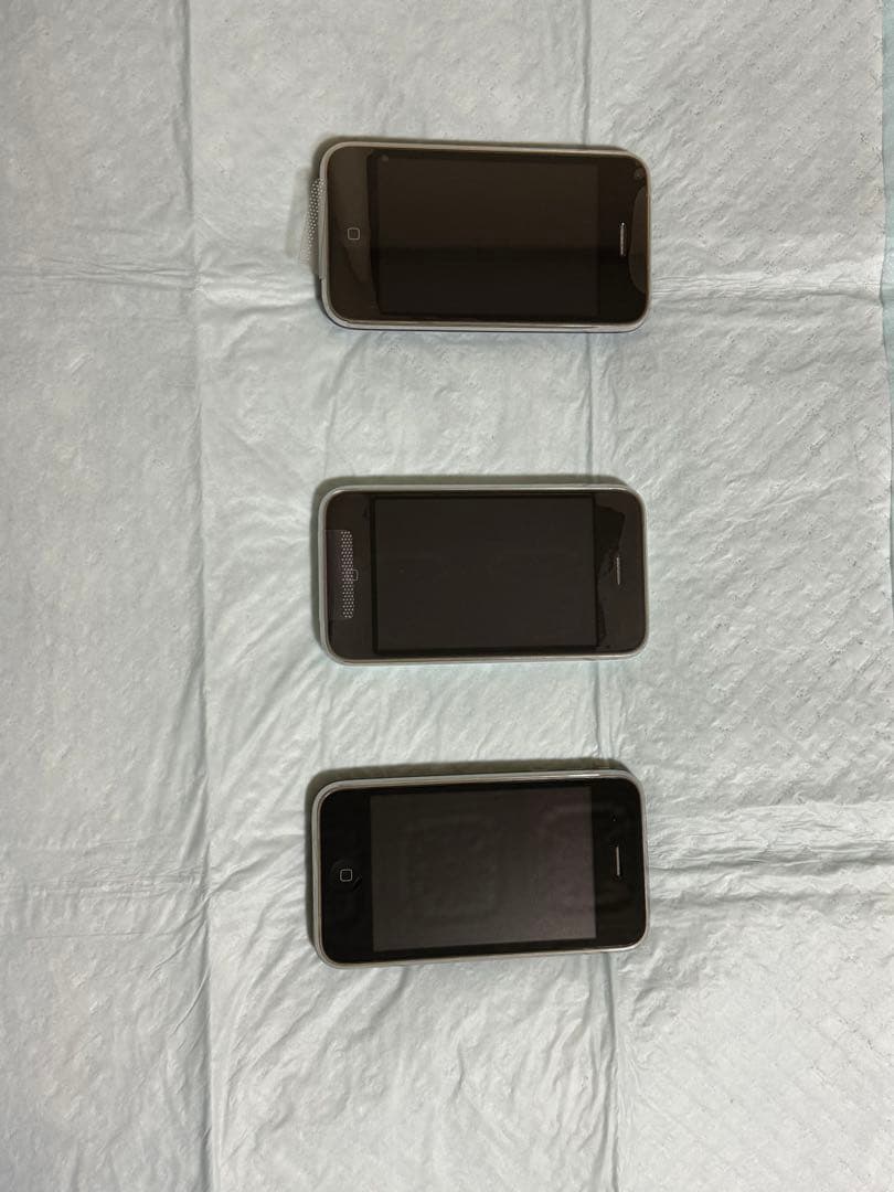 スマートフォン本体 iPhone 3GS Black 32 GB Softbank