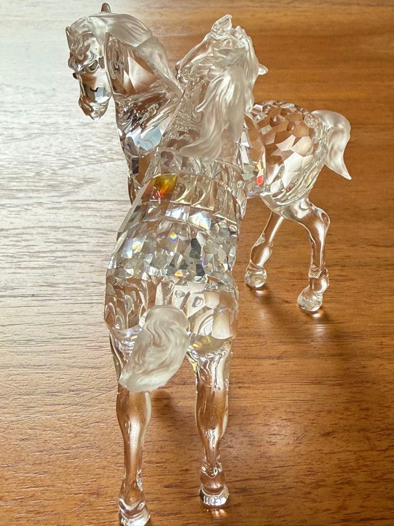 スワロフスキー　馬　クリスタル　置物