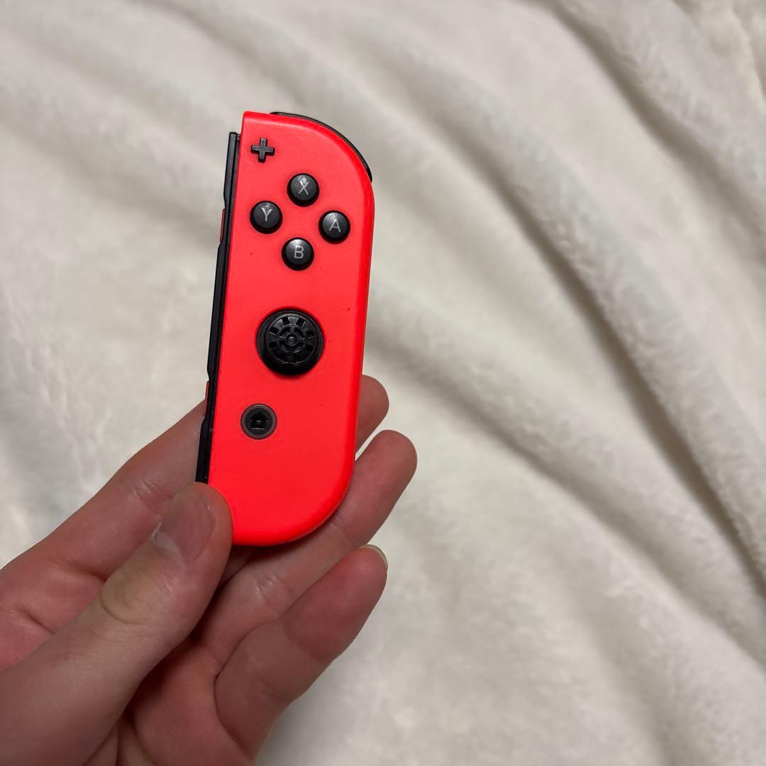 Nintendo Switch 本体 赤と青のジョイコン付き