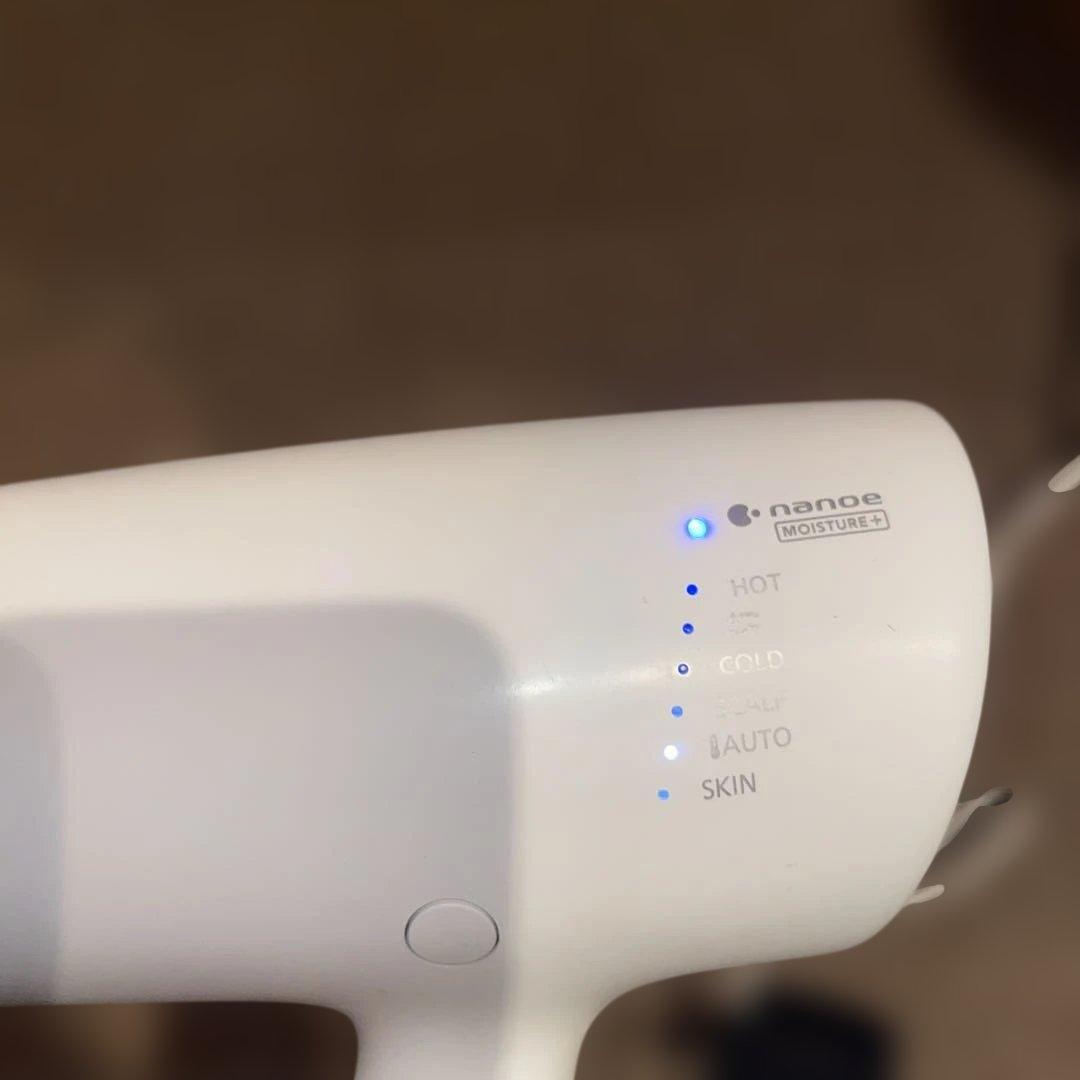 クスクスサラダ ヘアードライヤー ナノケア パナソニック　EH-NA0G