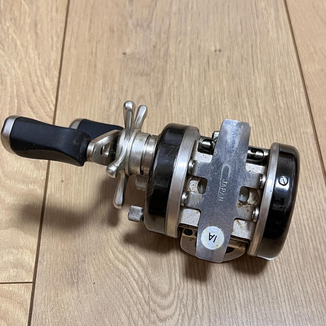 RYOBI リョービ VARIUS F200　他　リール5点まとめ売り