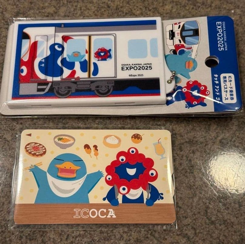 大阪万博会場限定　みゃくみゃく×イコちゃんICOCAつきパスケースのセット