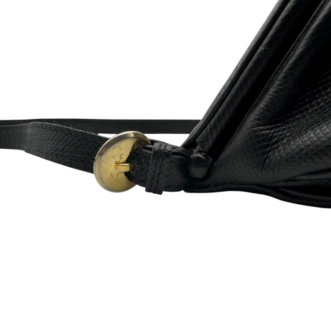 ボッテガヴェネタ 黒 レザー がま口 ショルダーバッグ ブラック