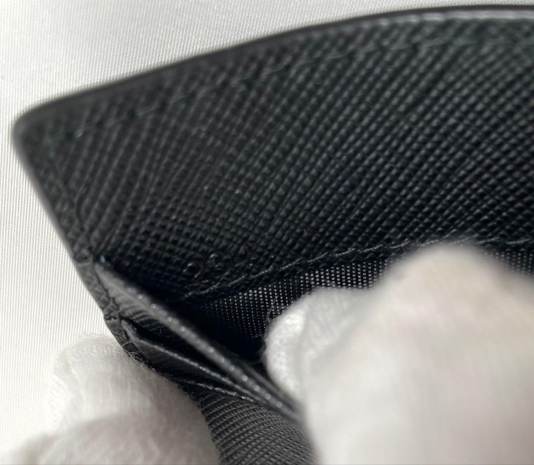 未使用に近い PRADA プラダ マネークリップ 二つ折り財布 カードケース