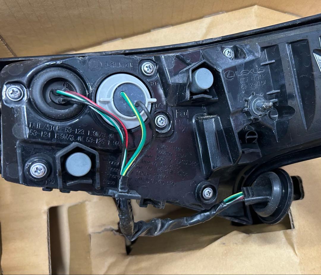 LEXUS 純正 テールランプ 左