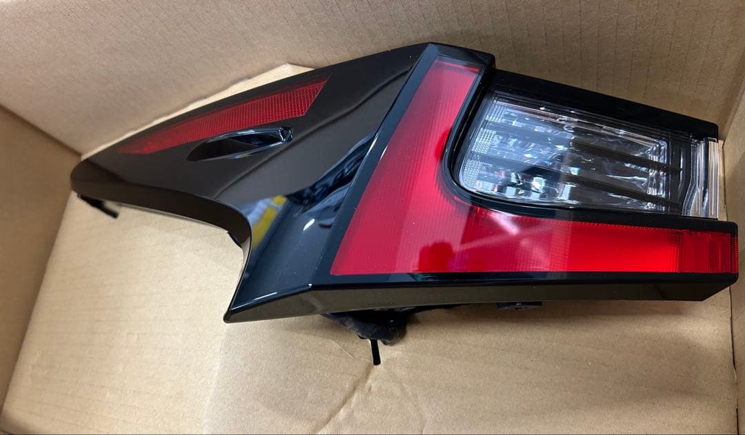 LEXUS 純正 テールランプ 左