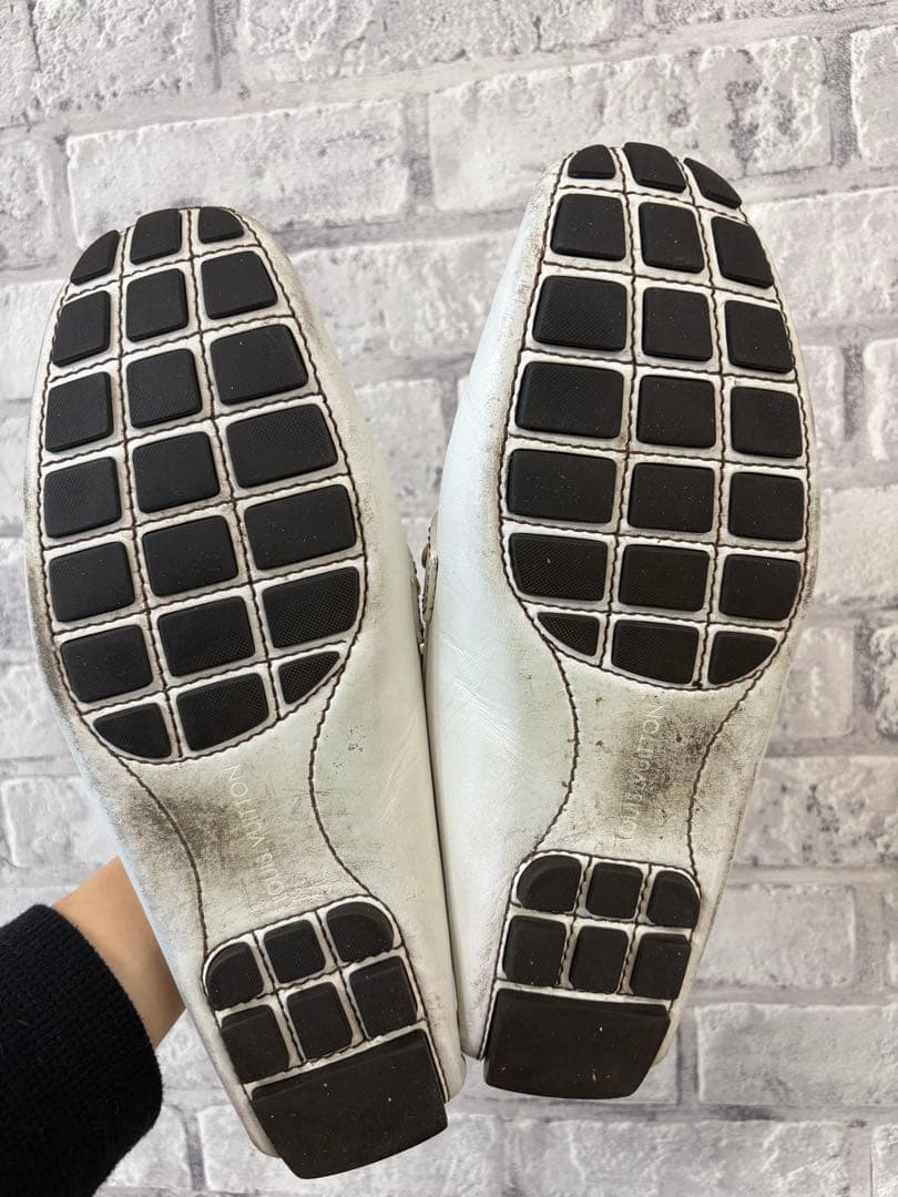 Louis Vuitton ホワイトローファー