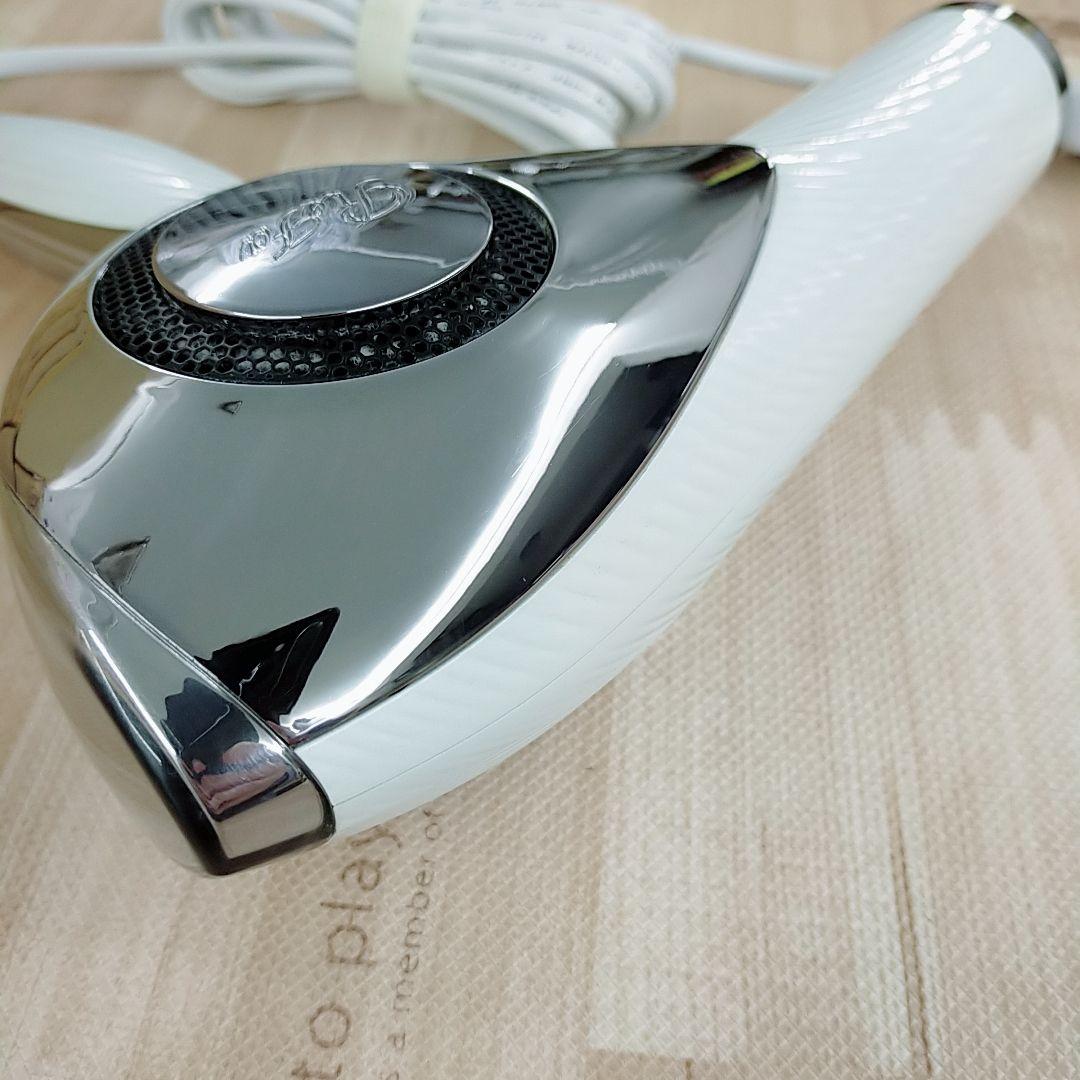 ほぼ未使用○ノズル付き Refa リファ ビューティック ドライヤー MTG