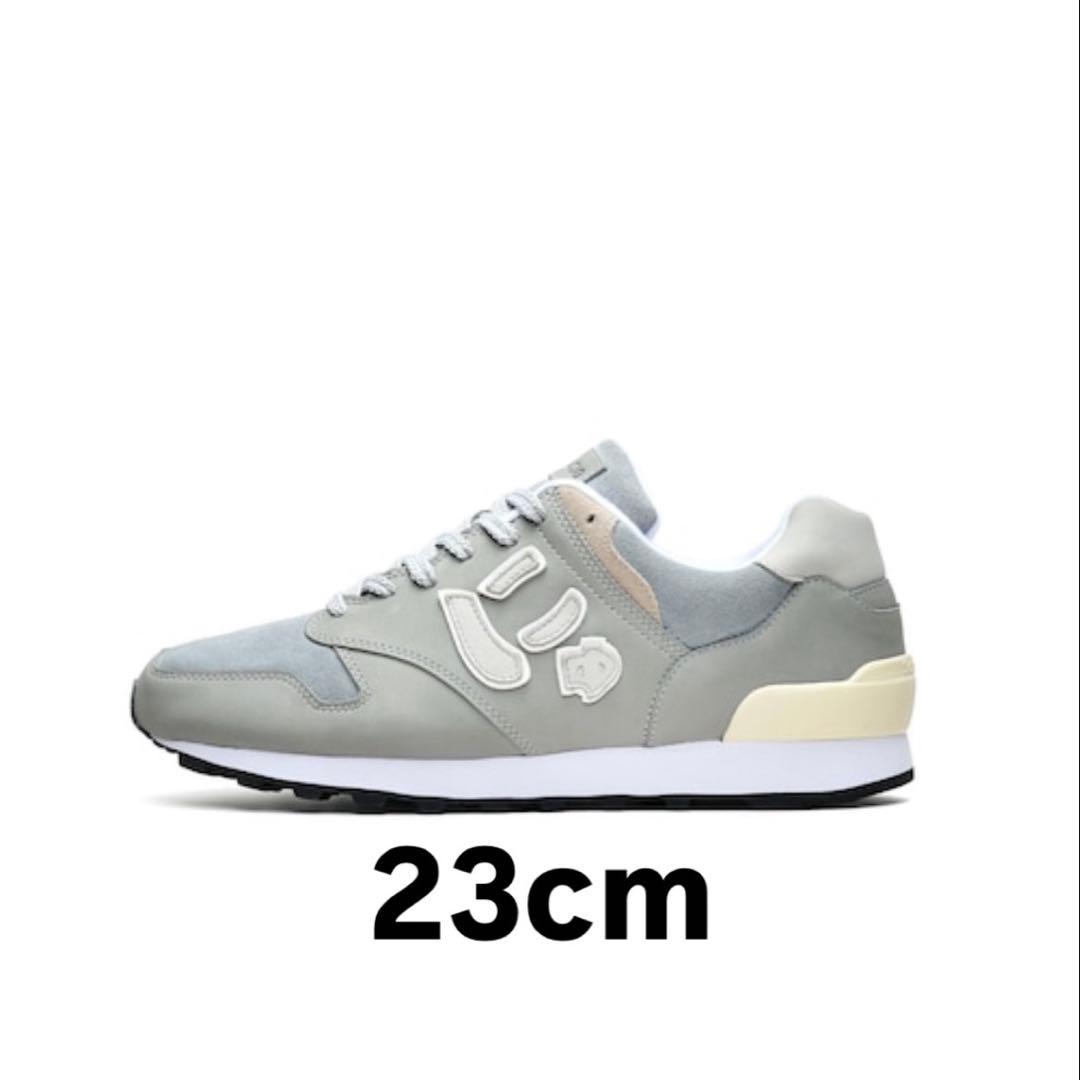 ひーでー　SANGACIOにゅ　スニーカー　記念モデルグレー