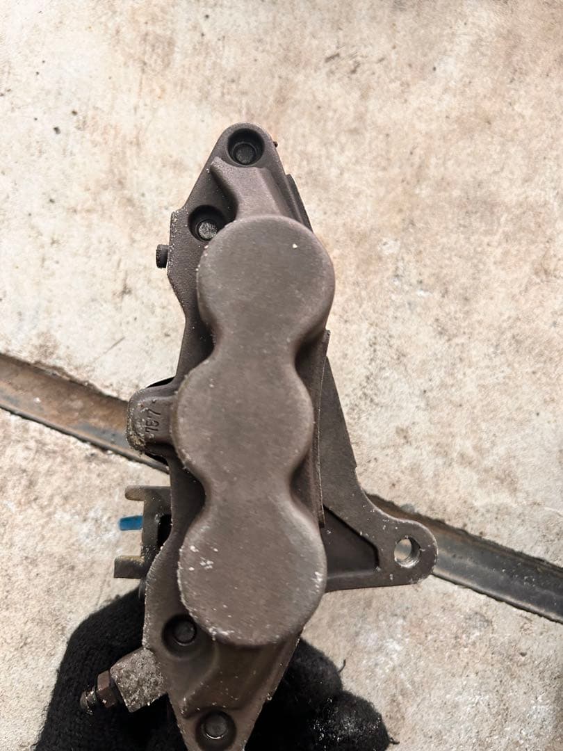 zrx1100 97年 純正 TOKICO キャリパー 左右