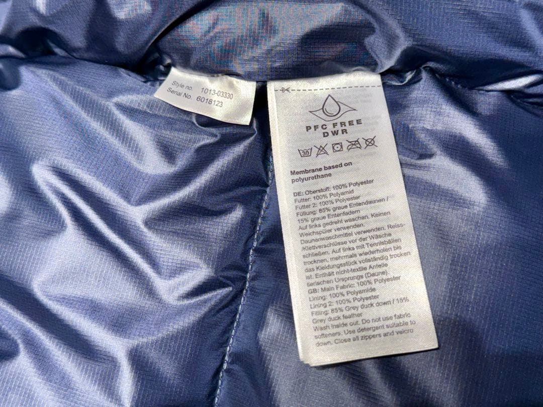 MAMMUT メンズ ネイビー ダウンベスト 2025年11月購入