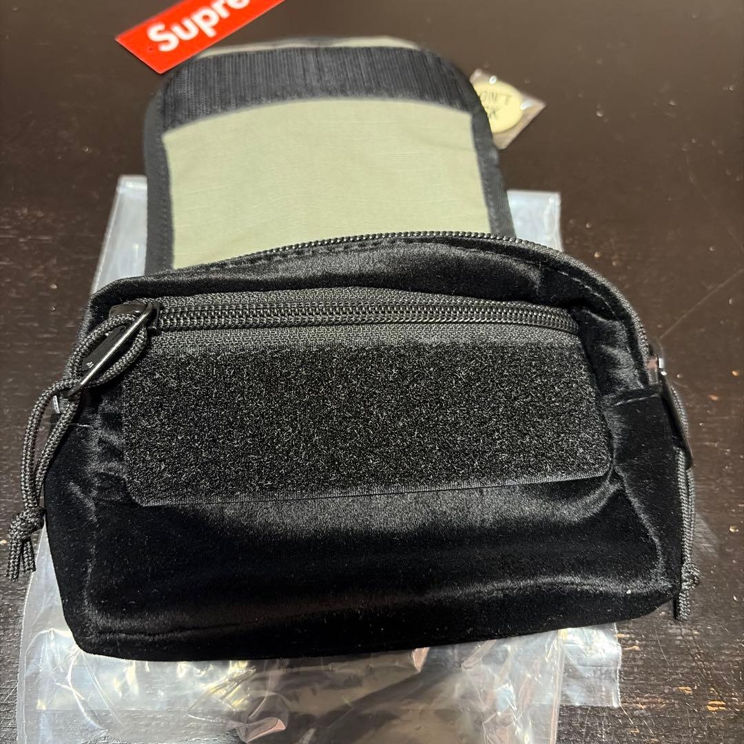 Supreme Velvet Mini Pouch Black シュプリーム