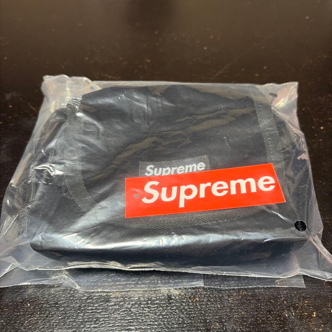Supreme Velvet Mini Pouch Black シュプリーム