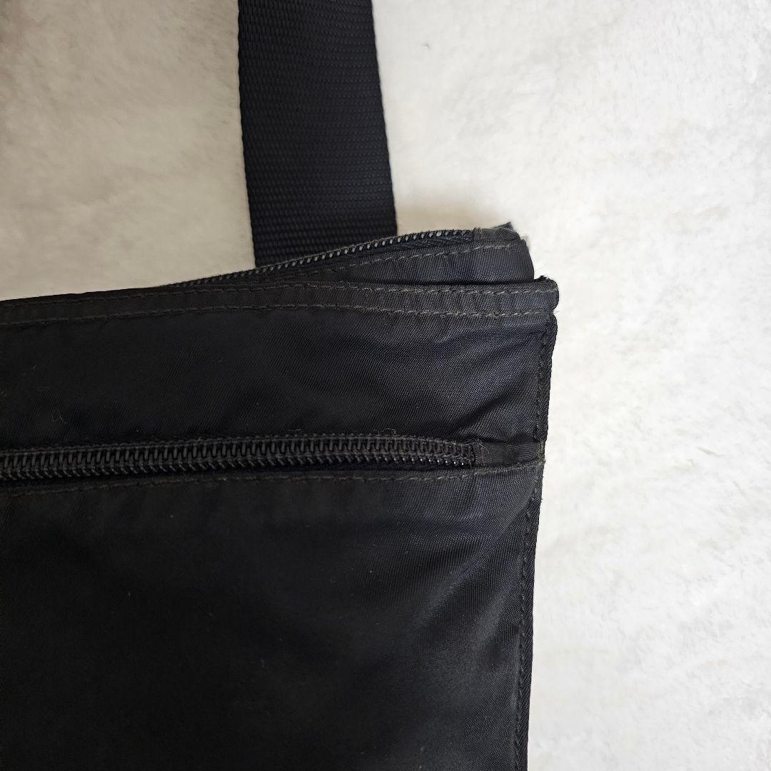 ✨美品✨PRADA　ショルダーバッグ　三角ロゴ　ナイロン　ブラック　白タグ