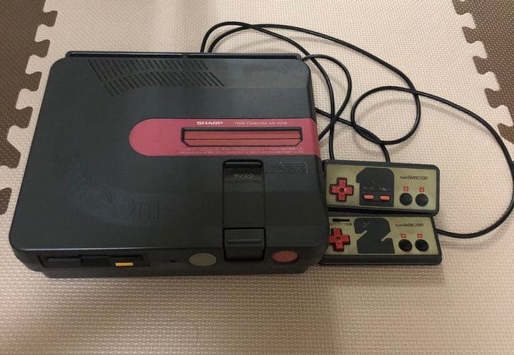 (送料込み)ツインファミコン本体 ディスク＆カセット等おまとめセット売り