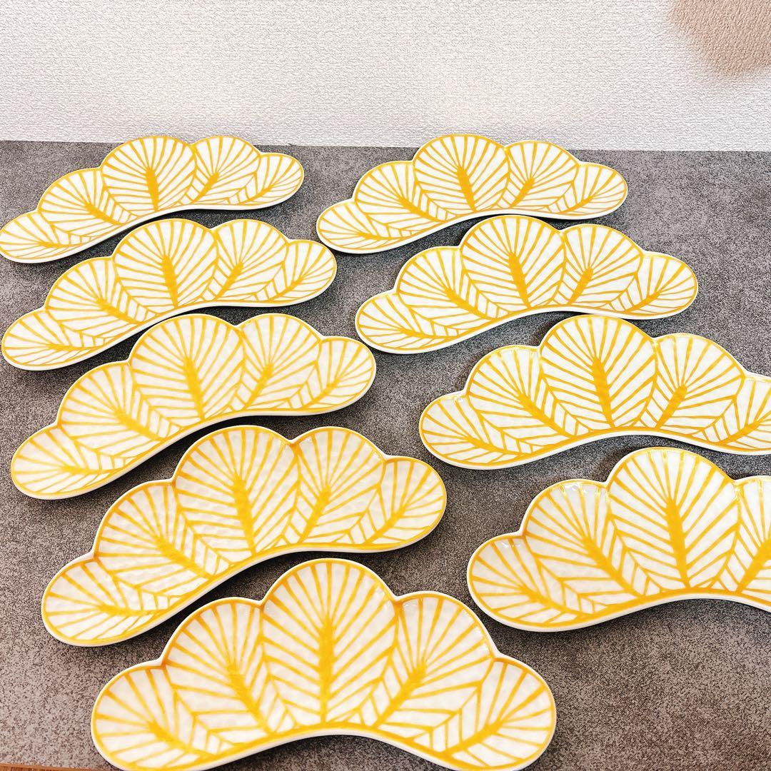 ゆりうすご依頼品　有田焼　幸楽窯　錦金松葉形前菜皿　白金　9点セット