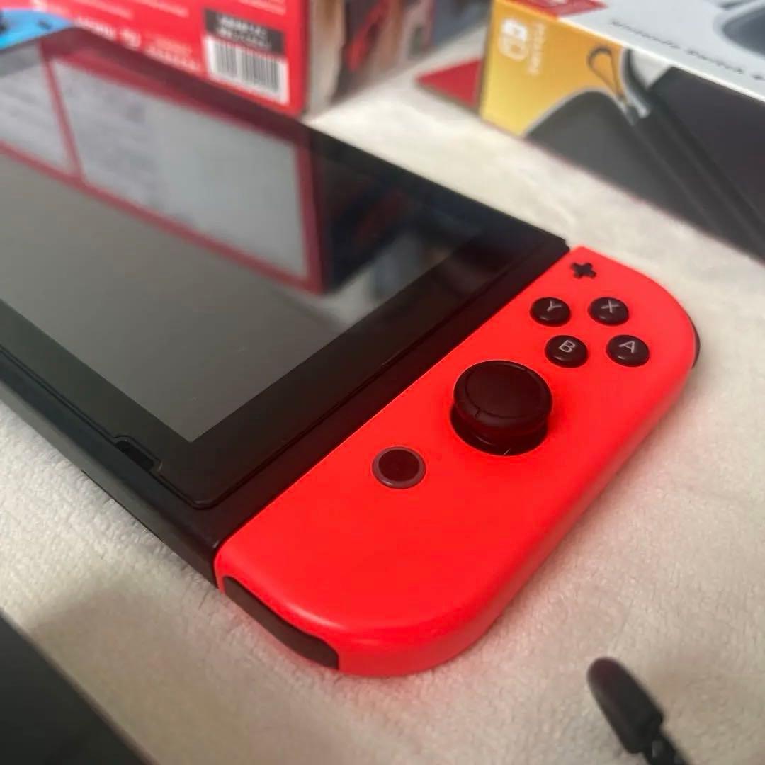 【ケース+箱付】Nintendo Switch ネオンブルー/ネオンレッド 本体