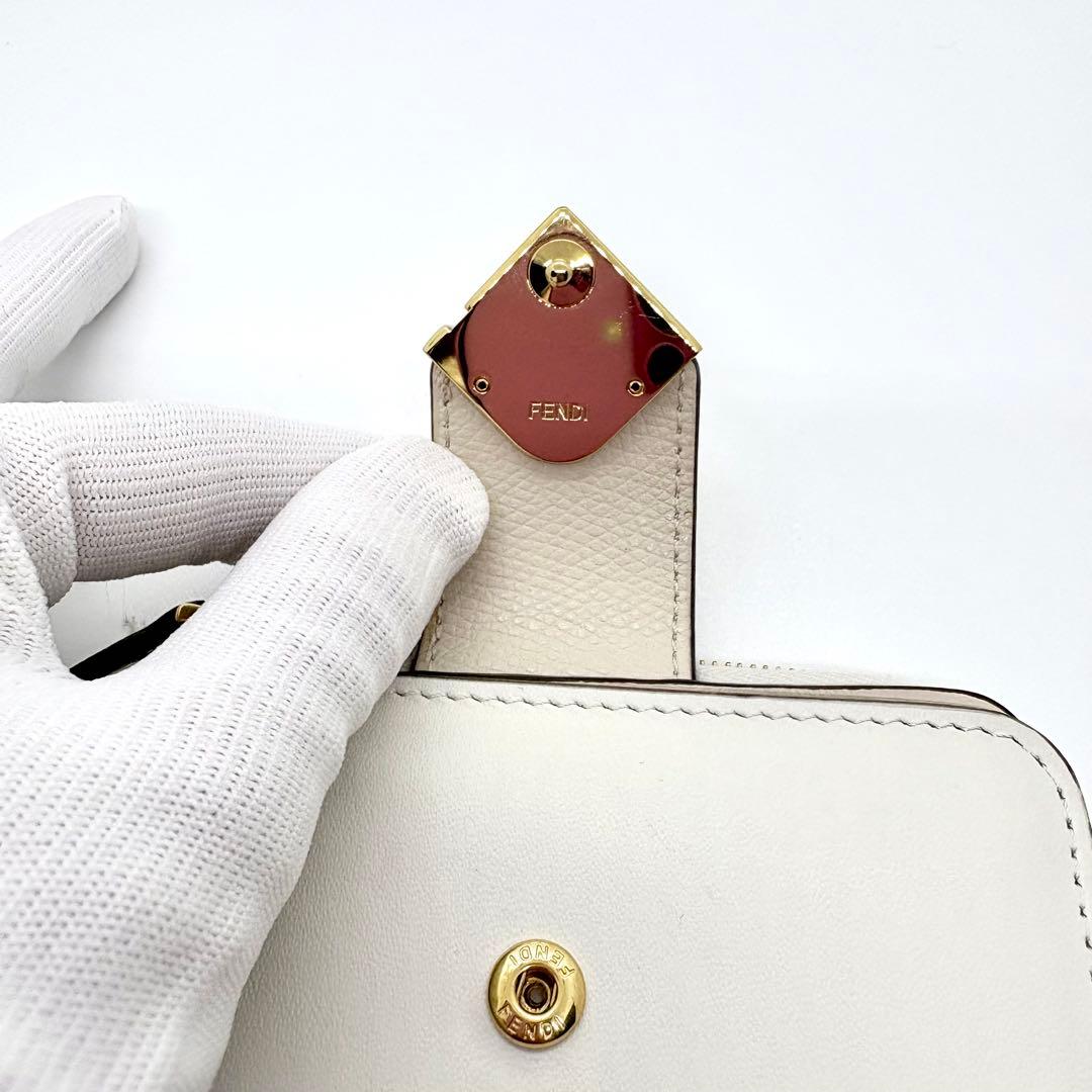 FENDI 二つ折り財布 FF ダイヤモンドウォレット