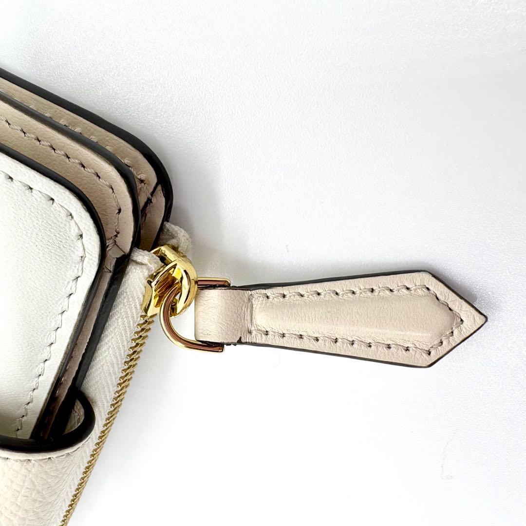 FENDI 二つ折り財布 FF ダイヤモンドウォレット