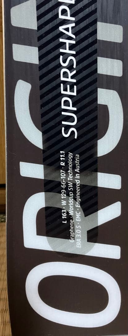 未使用品　HEAD SUPERSHAPE E-ORIGINAL 163cm