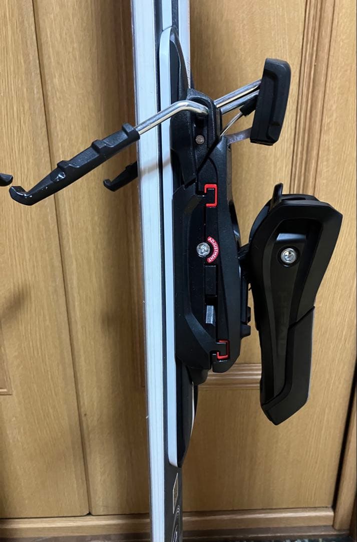 未使用品　HEAD SUPERSHAPE E-ORIGINAL 163cm