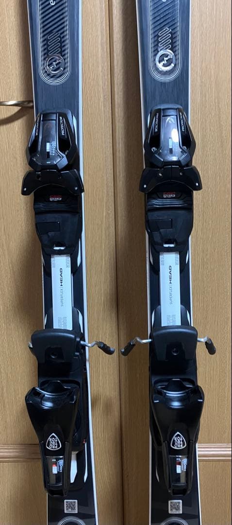 未使用品　HEAD SUPERSHAPE E-ORIGINAL 163cm