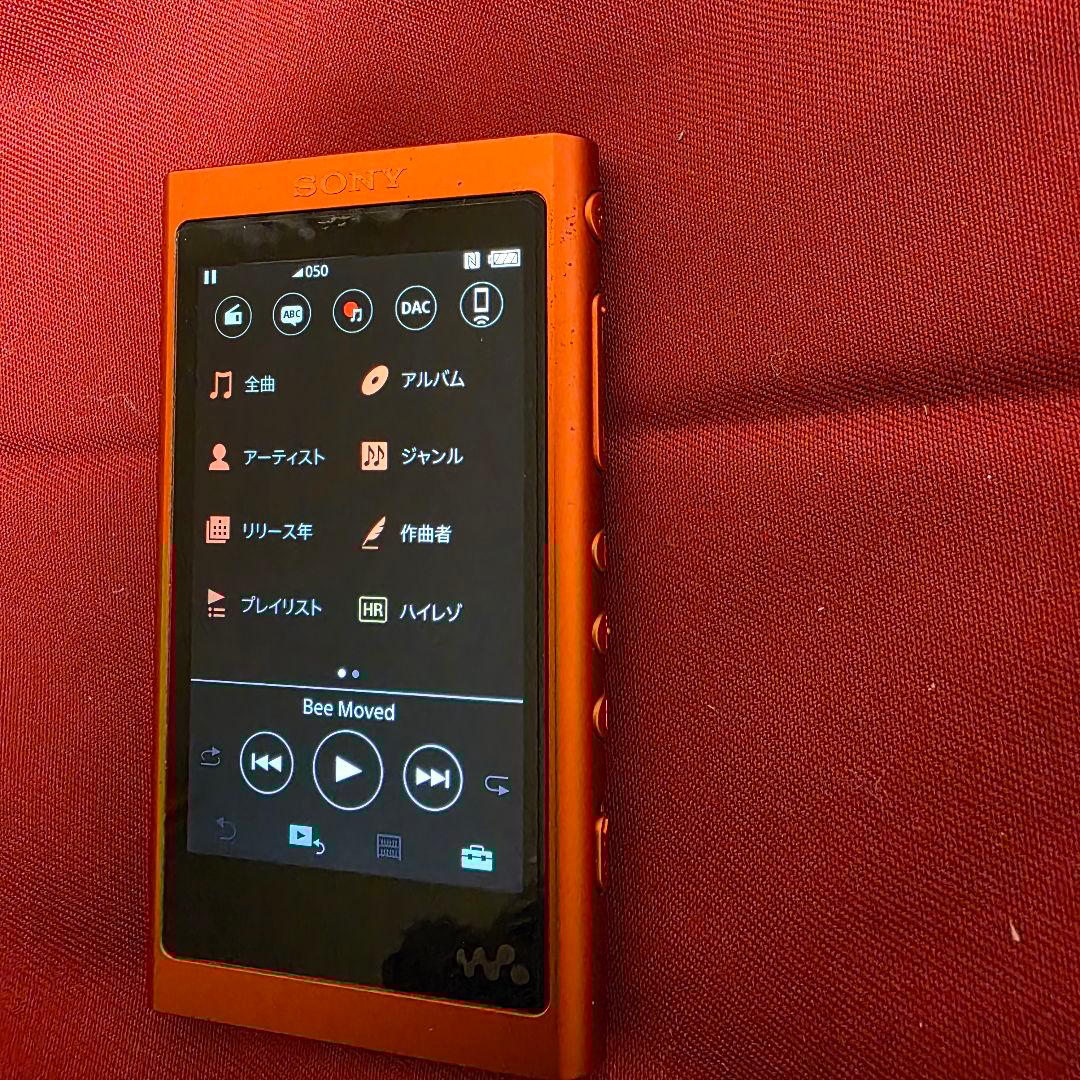 M*a様 【値下】SONY NW-A55HN シリコンケース&イヤホンセットWA